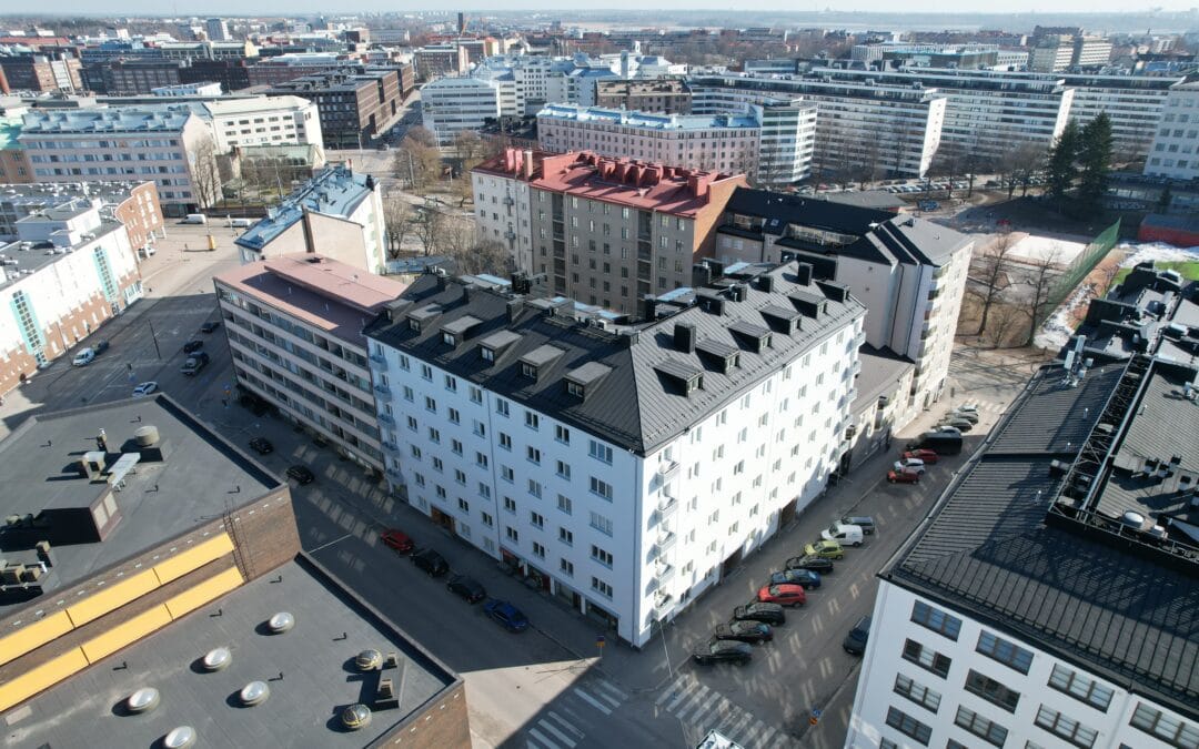 Miten ullakkorakentaminen hyödyntää taloyhtiötä?